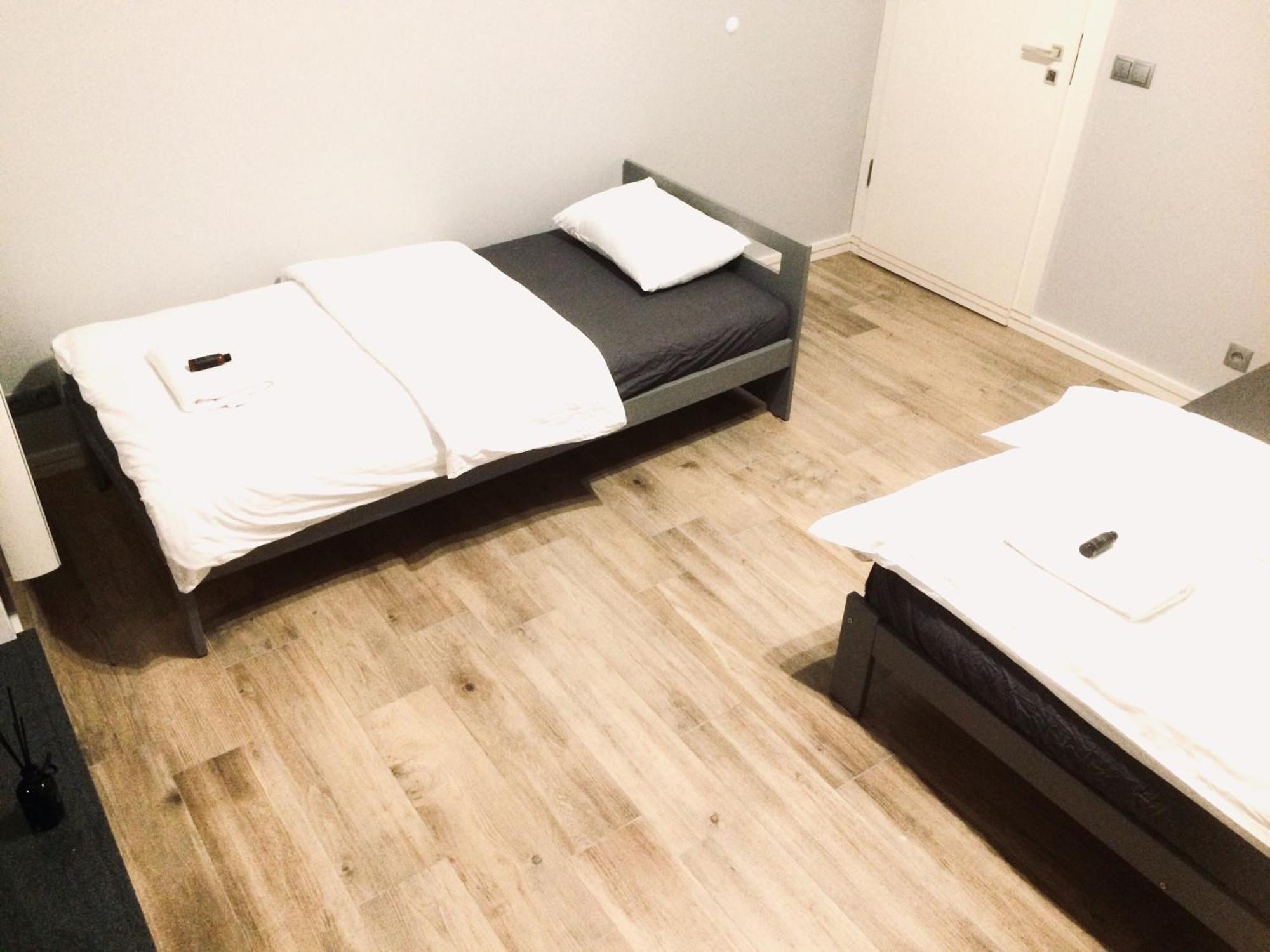 Fractal Guest Rooms - Poznan Centrum Andersia Square & Old Town Pokoj fotografie